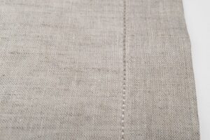 AIRA Stolový behúň béžový