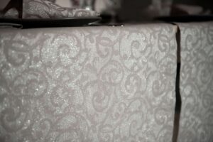 ATLANTA Bežúň na stôl sivý