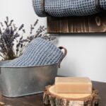 BINGO Osuška sivo modrá