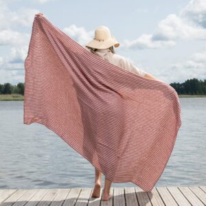 CUBA Plážová osuška červená pruhovaná