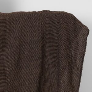 Ľanová látka čierna s malými hlinenými prúžkami praná