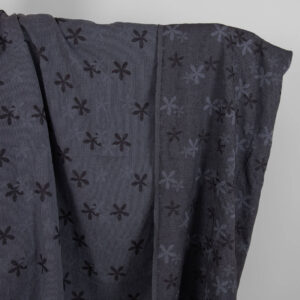 Praná ľanovo-bavlnená látka s modrosivými kvetmi