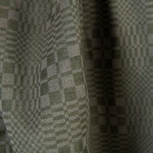 Ľanovo-bavlnená tkanina zelené a béžové keprové kocky