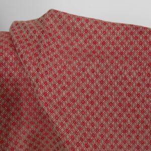 Ľanovo-bavlnená tkanina červený a béžový kosoštvorcový vzor