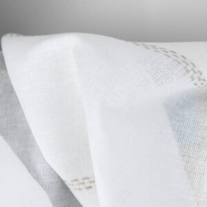 Ľanovo-bavlnená tkanina biela s prírodnými prerušovanými pruhmi