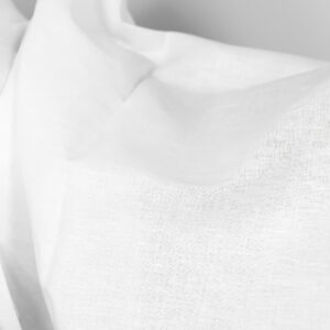 Široká ľanovo-bavlnená látka v opticky bielej farbe