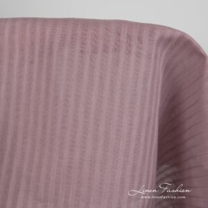 Ĳanov ltka orgovnovej farby so vzorovanmi pruhmi