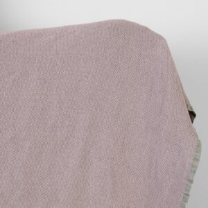 Ľanovo-bavlnená hrubá látka orgovánová a sivá cikcak praná