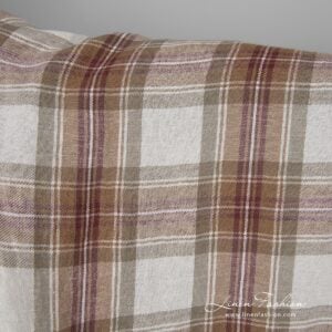 Široká praná polol'anová tkanina smotanová s hnedým károm