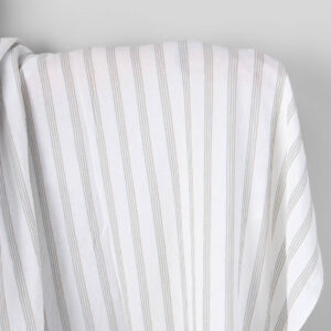 Široká praná ľanovo-bavlnená tkanina opticky biela s prúžkami