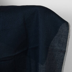 Ľanovo-vlnená tkanina čierna s tmavomodrými bodkami