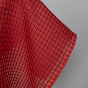 Ľanová tkanina červené a fialové priehľadné kocky