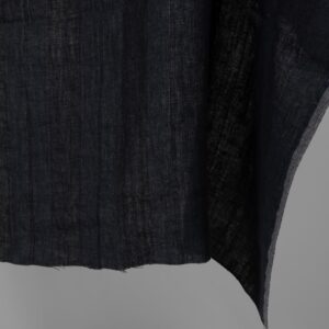 Praná ľanová látka čierne a tmavomodré pásiky