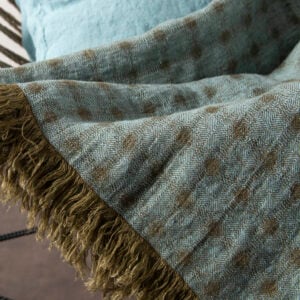 WILO bluish linen blanket with fringes