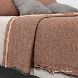 Brown bedspread leila.