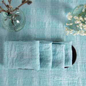PORTO light blue linen napkin in openweave checks