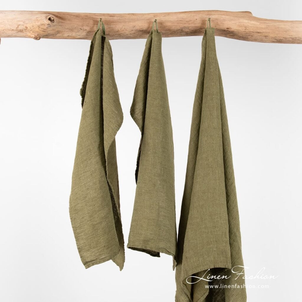 FLINT green linen towel