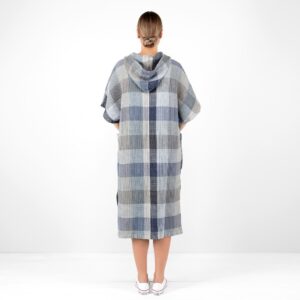 BINGO Pončo sivo-modré kockované