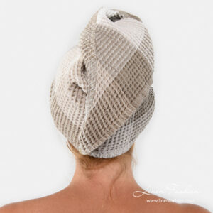 Linen hair towel turban with checks, button on the back