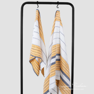 bath towel white with stripes, different sizes.