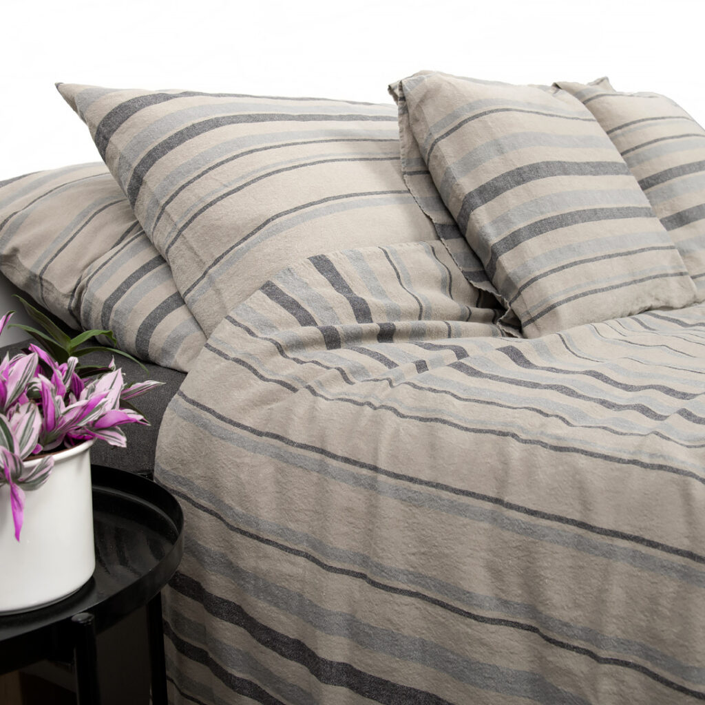 Owa duvet cover.
