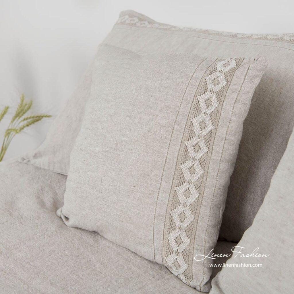 ROJUS white bed linen pillowcase