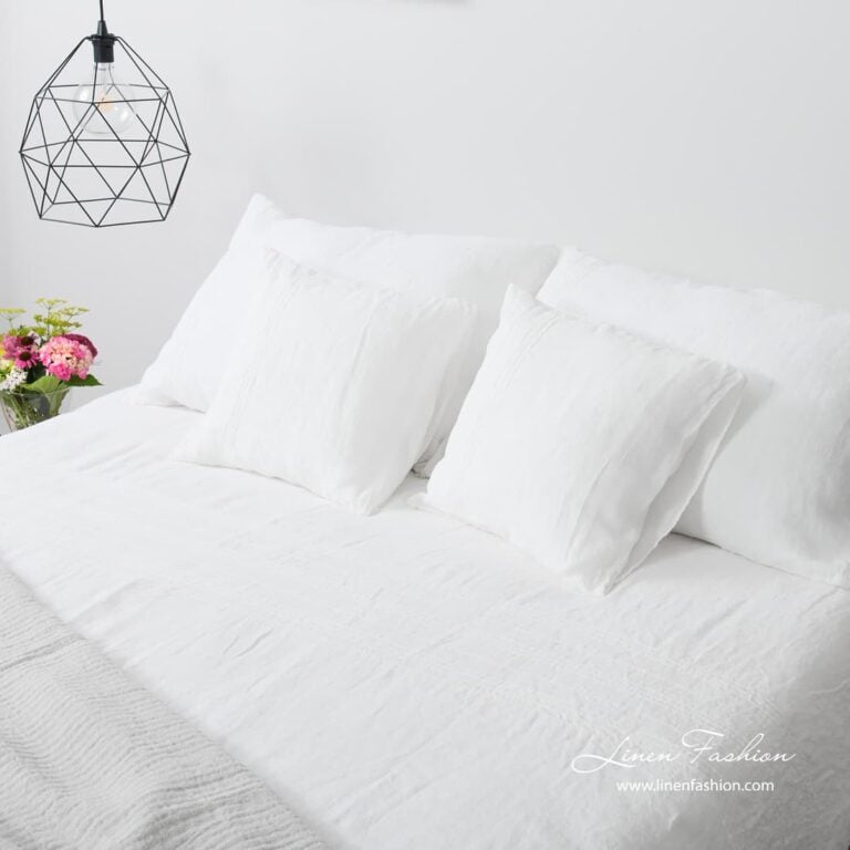 Flamingo duvet cover.