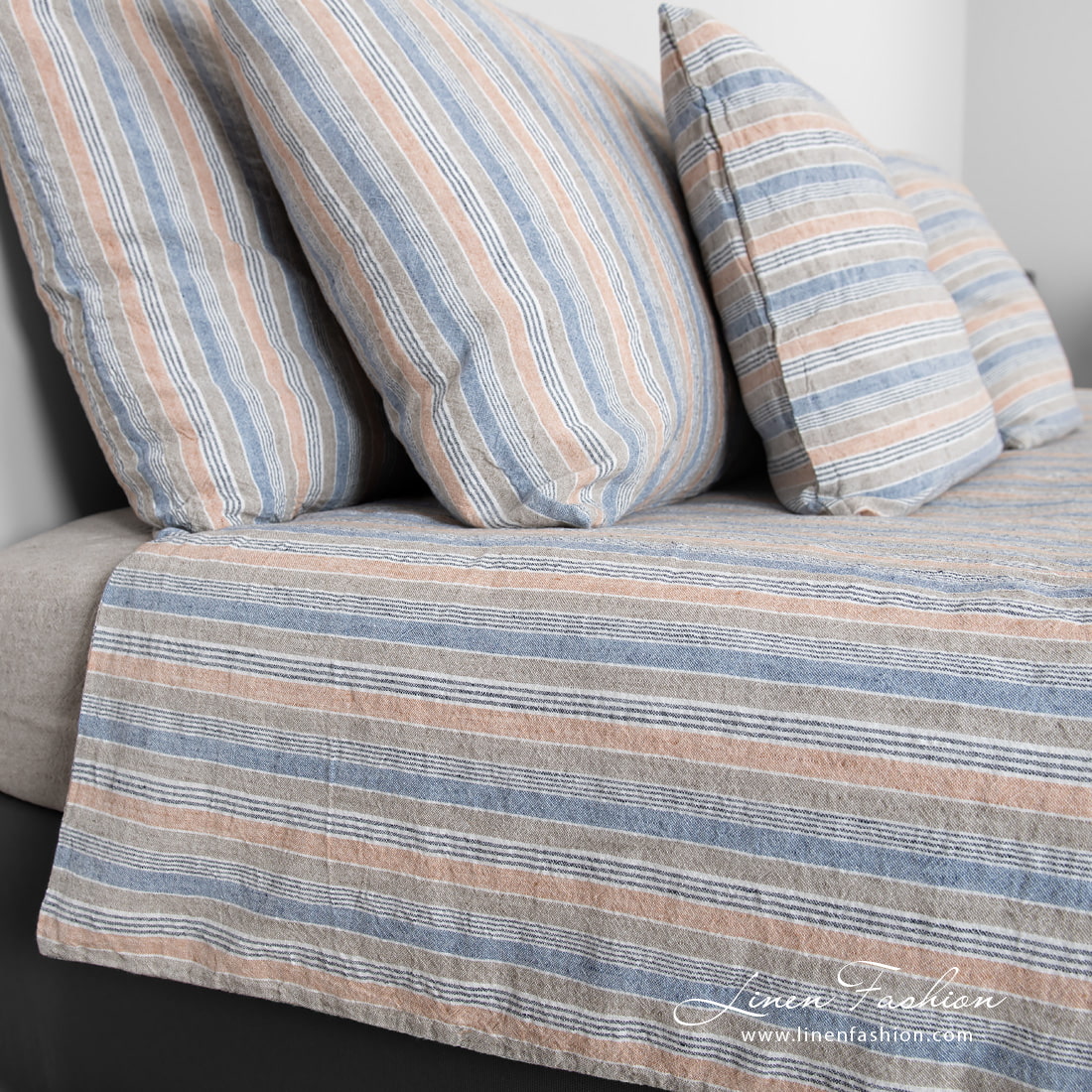 linen cotton bedlinen in stripes, duvet cover.