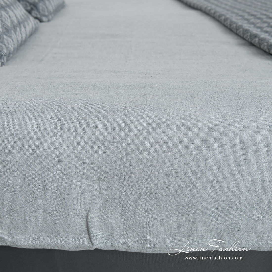 linen cotton blue grey bedlinen, duvet cover.
