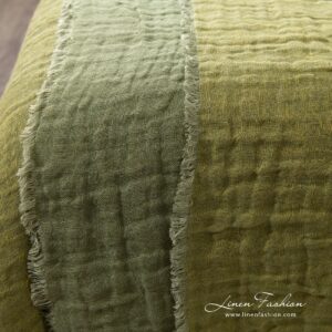 Linen green bedspread in double sided fabric.