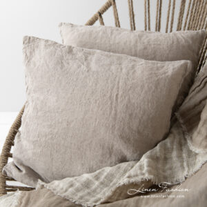 Linen double side beige blanket with cushion cover from Lisa collection.