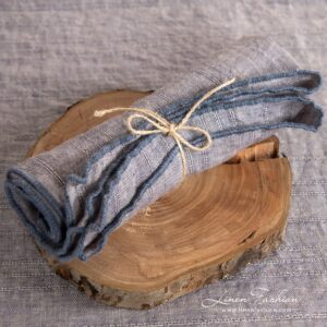 LOBELIA violet napkin.