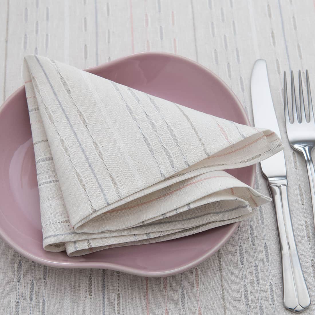 RIGA Stolový obrúsok biely