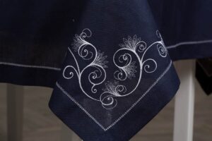 FRIO Obrus tmavomodrý