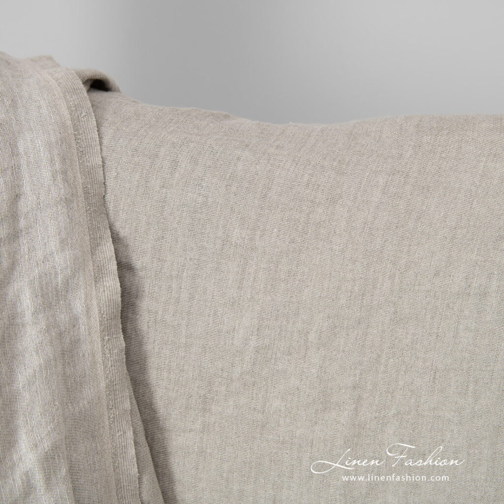 beige doublesided linen, one side natural.