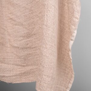 Ľanová praná hrubá svetlohnedá látka so vzorom