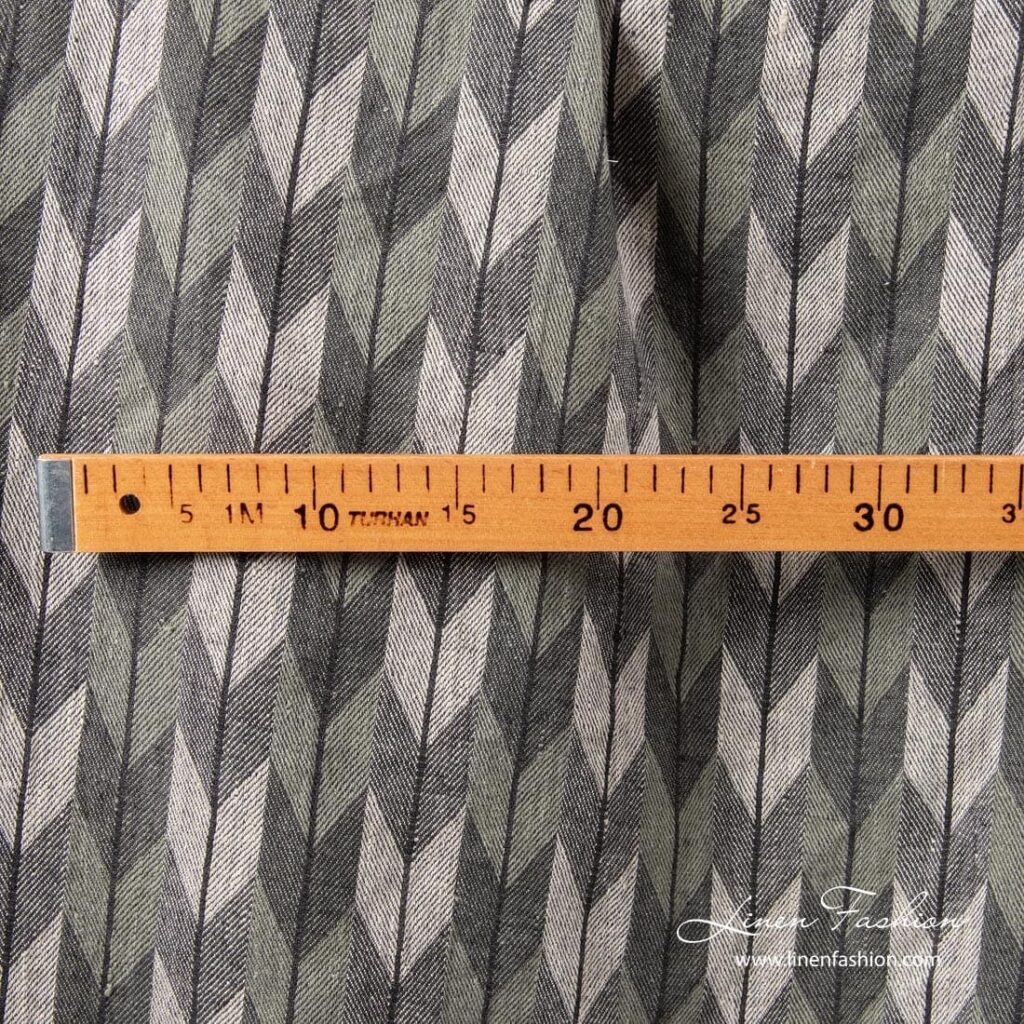 Ľanová látka sivá s geometrickým vzorom – Obrázok 3