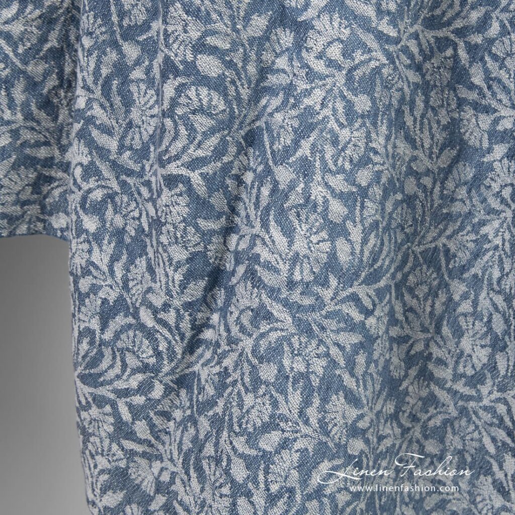 Linen cotton jacquard fabric with flowery ornaments