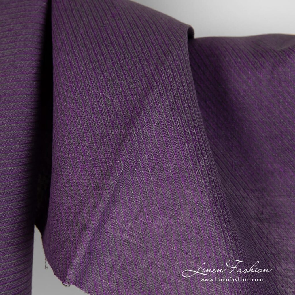 Mauve linen fabric in twills