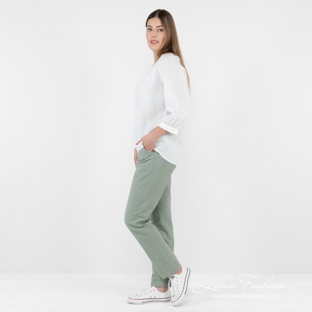 linen blouse white, full view from one side3.