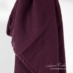 Dark red linen-cotton scarf.