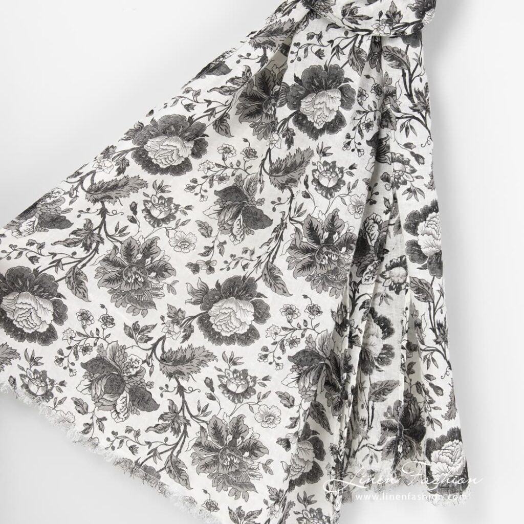 100% linen shawl, black.